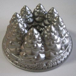 Holiday Tree Pan