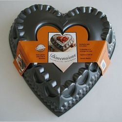 Crown of Hearts Pan