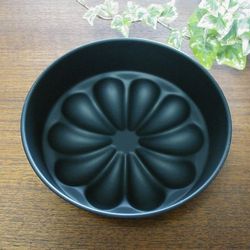 フラワーケーキ型＜16cm＞