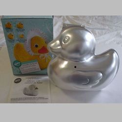 3-D Rubber Ducky Pan