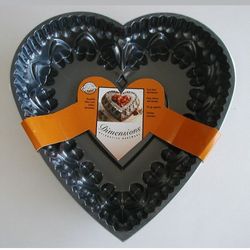 Crown of Hearts Pan