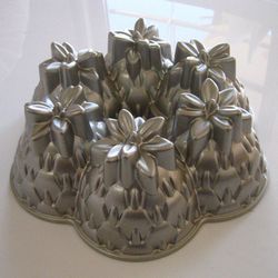 【新商品】 Aloha Bundt  Pan
