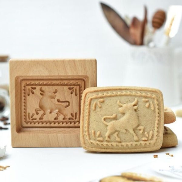 画像1: 闘牛*wood gingerbread cookie mold (1)