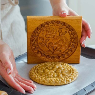 画像1: ローズヒップ/Rosehip*wood gingerbread cookie mold