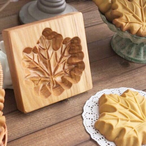 画像1: 【30％OFF/SALE】メープルリーフ*wood cookie mold (1)