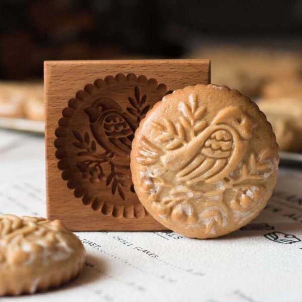 画像1: 小鳥*wood gingerbread cookie mold (1)