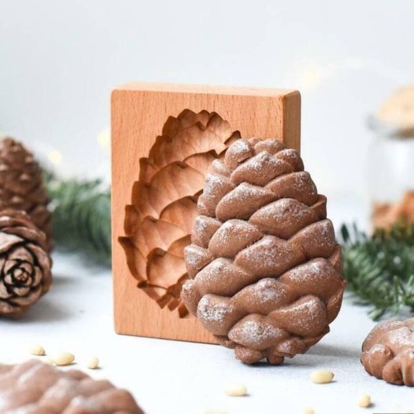 画像1: 松ぼっくり/Cedar cone*wood gingerbread cookie mold (1)