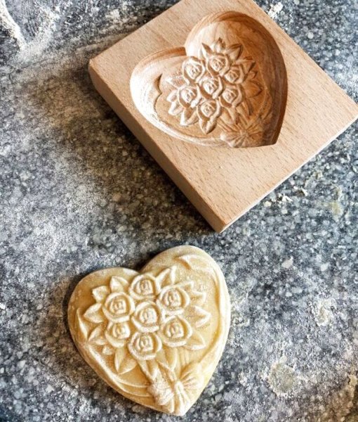画像1: ハート＆花束/Heart Flower*wood gingerbread cookie mold (1)