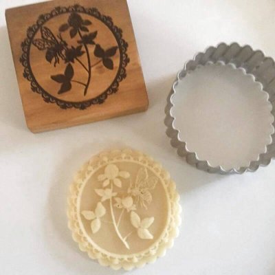 画像2: 蜜蜂とお花/cookie mould from Germany