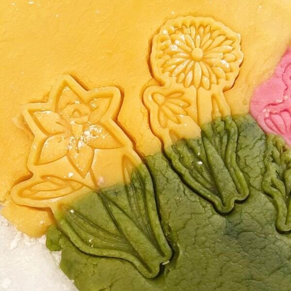 画像4: お花*4種類＜カーネーション/水仙/デイジー/タンポポ＞*cookie stamp & cutter (4)