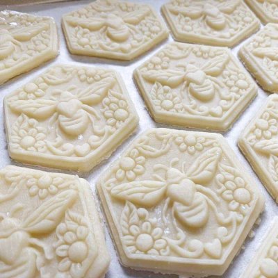 画像3: 蜜蜂とお花/Bee My Honey＋カッター付き*wood cookie mold 【送料無料】