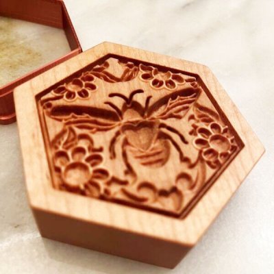 画像2: 蜜蜂とお花/Bee My Honey＋カッター付き*wood cookie mold 【送料無料】