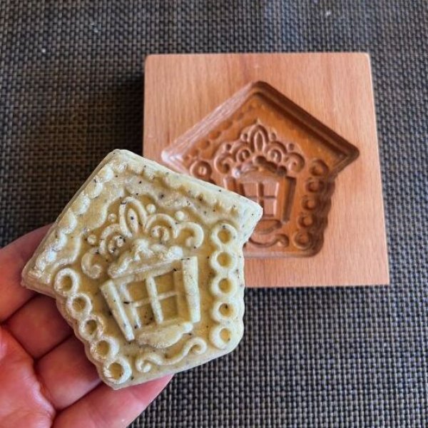画像1: 家/House*wood cookie mold (1)