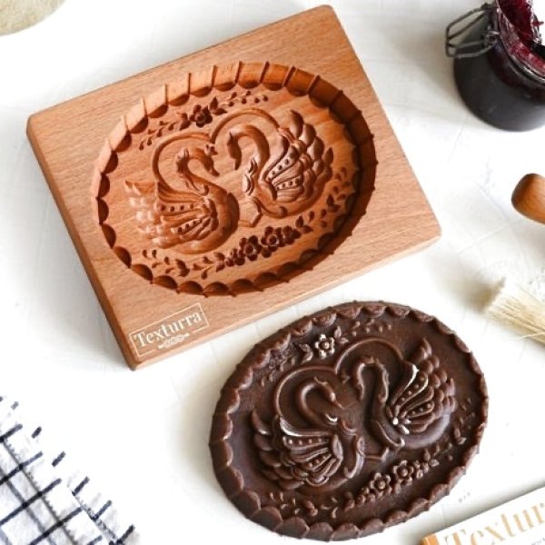 画像1: 白鳥/couple*wood gingerbread cookie mold (1)