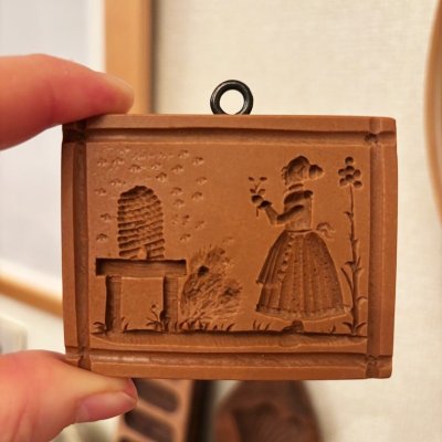 画像2: 女性と蜜蜂/cookie mould by anis-oaradies