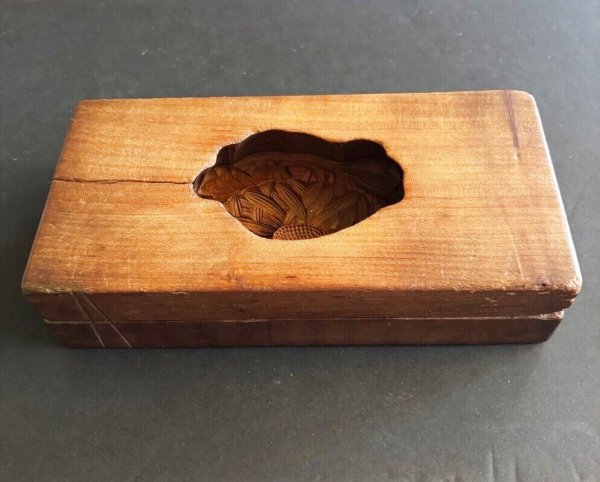 画像3: 菊と葉 /菓子木型. (3)