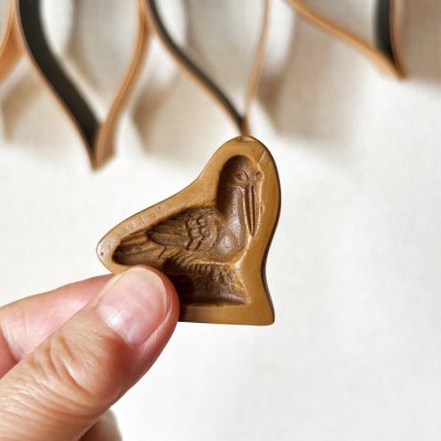 画像1: ペリカン*Pelikan/cookie mould by anis-oaradies