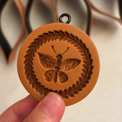 画像2: Butterfly with Leaf *蝶々と葉っぱ/cookie mold  by anis-oaradies 
