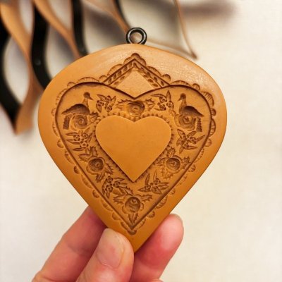 画像2: 薔薇と鳩 Heart with Rose Wreath/cookie mold  by anis-oaradies 