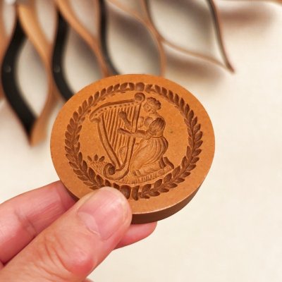 画像3: ハープ演奏をする女性/cookie mold  by anis-oaradies 
