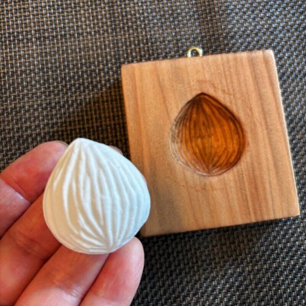 画像1: 【お問い合わせ商品】胡桃/walnut*cookie mold/菓子木型作家 komorebi. (1)