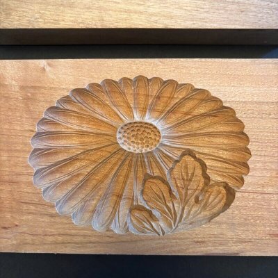 画像1: 菊と葉 /菓子木型.