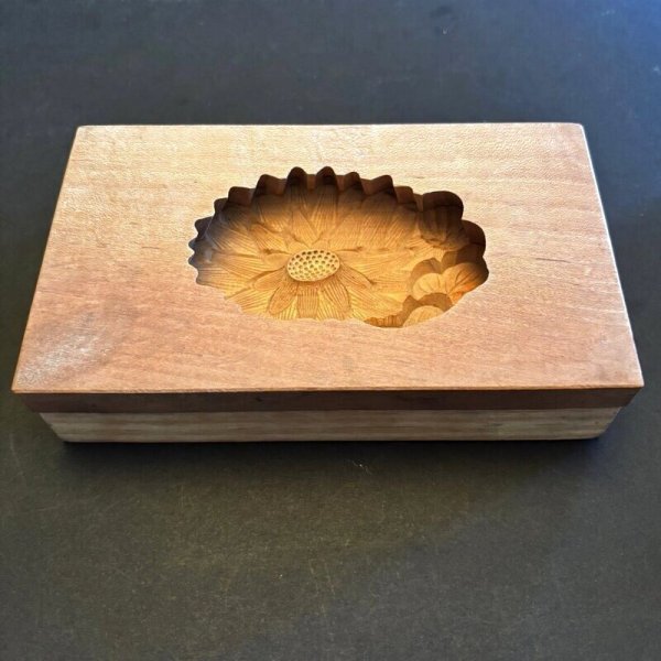 画像4: 菊と葉っぱ /菓子木型. (4)