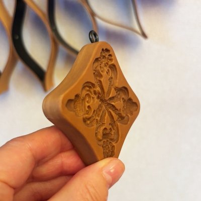 画像3: どんぐりと薔薇の飾り*Ornament with Acorns and Roses /cookie mold  by anis-oaradies 