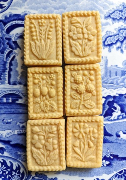 画像3: ★☆送料無料☆★ お花&フルーツ<6種類>/cookie mould by anis-oaradies (3)