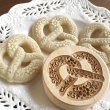 画像1: Floral Pretzel/プレッツェル＋カッター付き*wood cookie mold【送料無料】 (1)