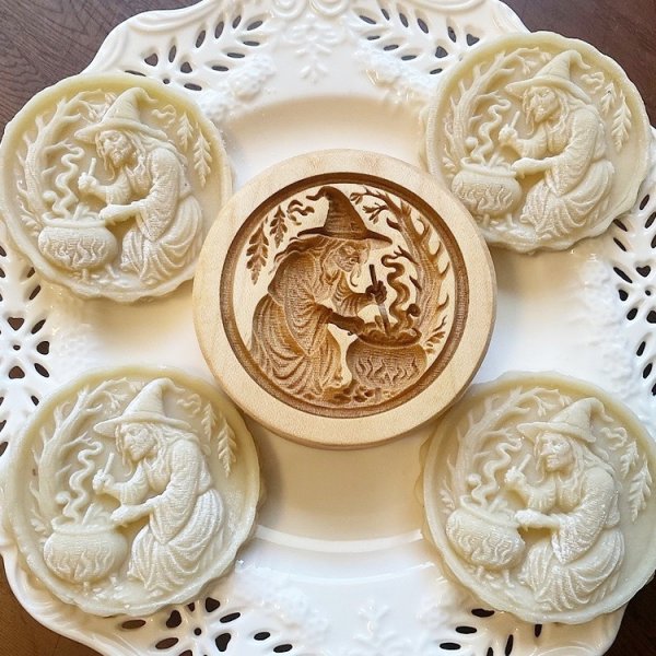 画像1: Witches brew/魔女のビール*wood cookie mold (1)