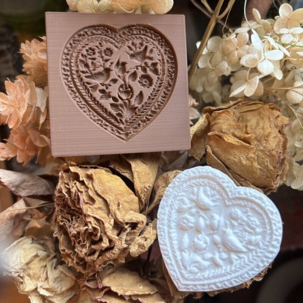画像3: 鳥と花が描かれた小さなハート/springerle cookie stamp (3)