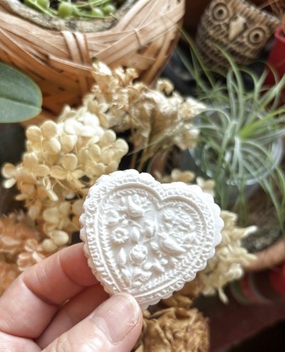 画像3: 鳥と花が描かれた小さなハート/springerle cookie stamp