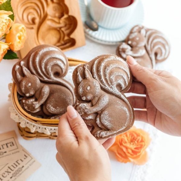 画像3: リスとドングリ*wood gingerbread cookie mold (3)