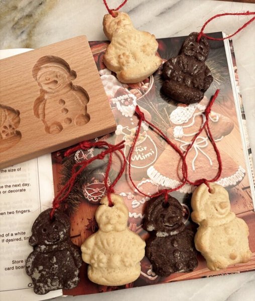 画像4: サンタクロースと雪だるま*wood gingerbread cookie mold (4)
