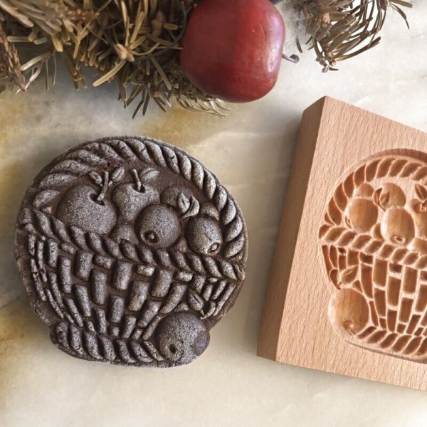 画像2: 林檎のバスケット*wood gingerbread cookie mold (2)