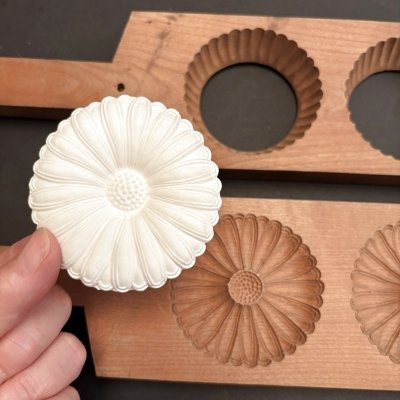 画像2: 菊＜二連＞/ 菓子木型.