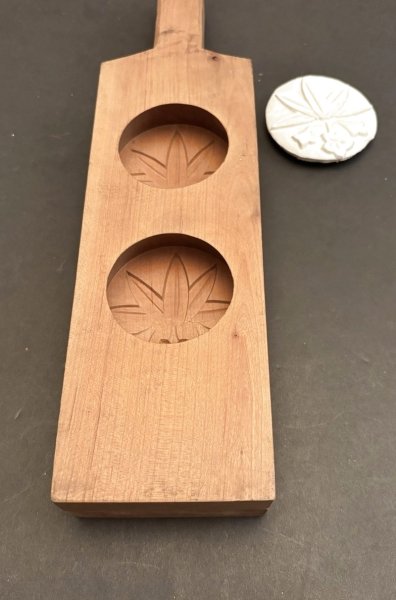 画像5: 家紋 * 笹竜胆＜ささりんどう＞/ 菓子木型. (5)