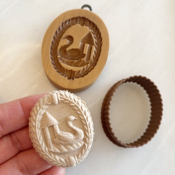 画像1: 白鳥*Swan +カッター付き/cookie mould by anis-oaradies (1)