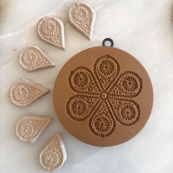 画像5: お花*Swirl Ornament /cookie mold  by anis-oaradies  (5)