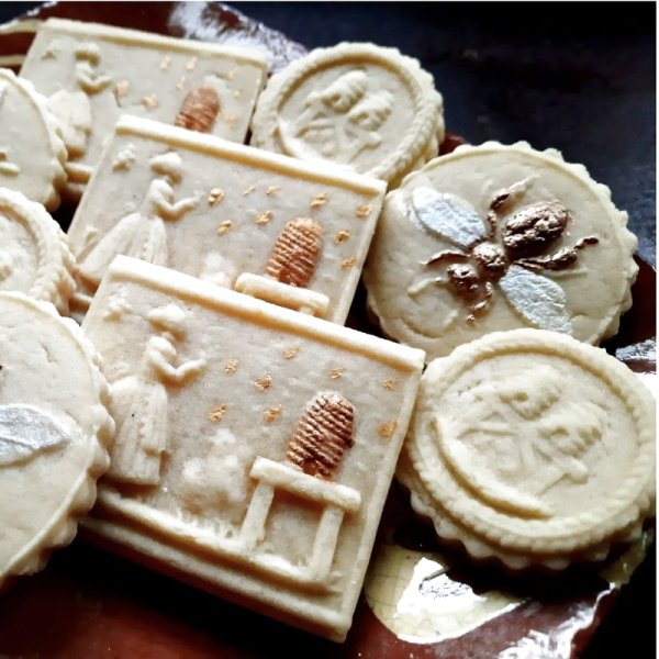 画像3: 女性と蜜蜂/cookie mould by anis-oaradies (3)