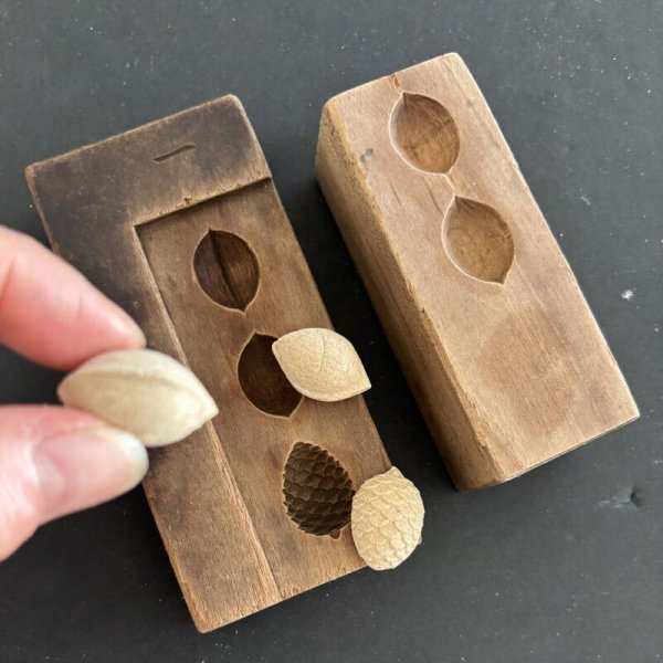 画像2: 銀杏＆松ぼっくり / 菓子木型. (2)