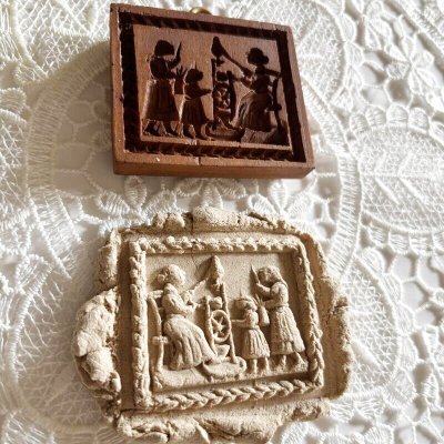画像2: 糸紡ぎの女性 *Family at the spinning wheel /cookie mould