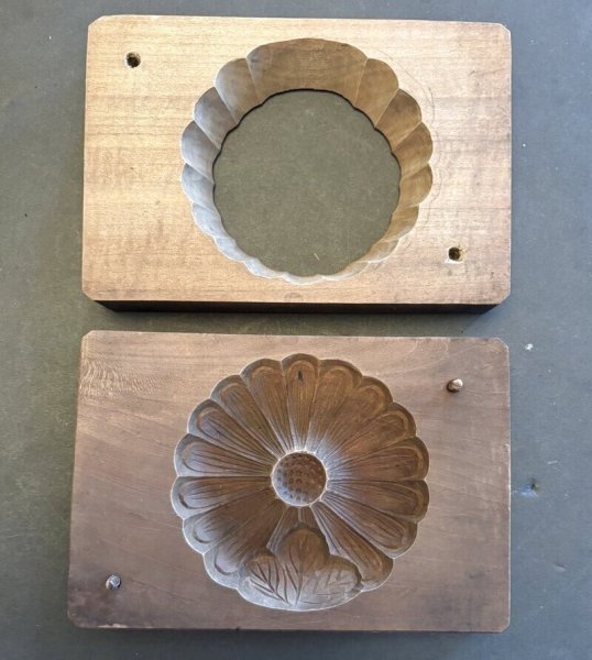 画像1: 菊と葉っぱ / 菓子木型 (1)