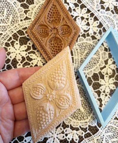 画像2: ★☆送料無料☆★葡萄&ザクロ*Grapes and pomegranate+カッター付き /cookie mold by anis-oaradies