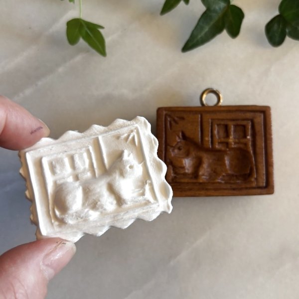 画像2: 窓際の猫 *cat at the window /cookie mould (2)