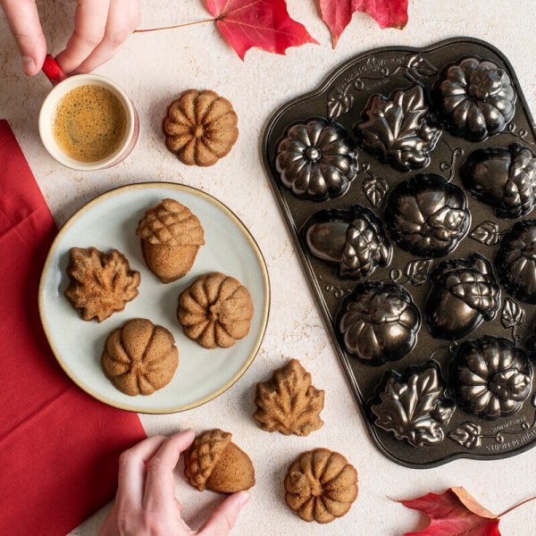 画像2: どんぐり/葉っぱ/かぼちゃ*Autumn Delights Cakelet Pan (2)