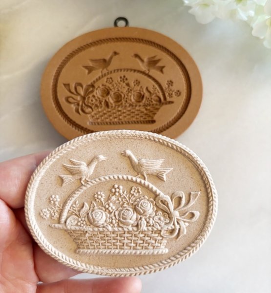 画像1: 鳩と花かご*Flower Basket with Doves /cookie mold  by anis-oaradies  (1)