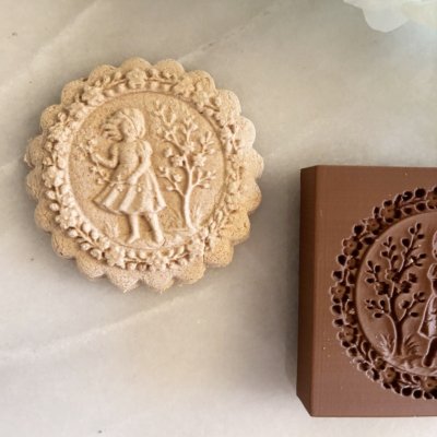 画像2: 春の女の子<Girls in spring>springerle cookie stamp