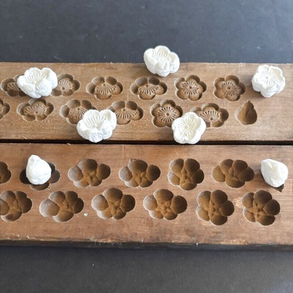 画像1: 【希少品】3-D 花と蕾 / 菓子木型 (1)